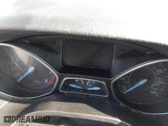✅ 2016 Ford Focus SE • VIN: 1FADP3F22GL350882 • Lot: 42063689. Listed on IAAI with 37,764 mi. Free auction sales archive from the USA and detailed vehicle history report at DreamBid. Image 7.