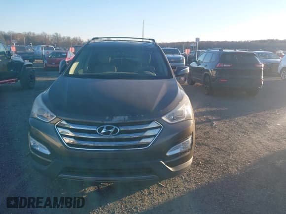 ✅ 2014 Hyundai Santa Fe • VIN: 5XYZUDLA2EG185290 • Лот: 43712146. Опубликован ранее на IAAI с пробегом 159 274 миль. Бесплатный доступ к архиву аукционных продаж из США и подробный отчёт об истории автомобиля на DreamBid. Изображение 12.