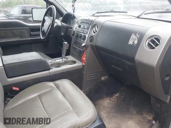 ✅ 2006 Ford F-150 XLT • VIN: 1FTPX04576KA89613 • Lot: 42710155. Listed on IAAI with Not provided. Free auction sales archive from the USA and detailed vehicle history report at DreamBid. Image 5.