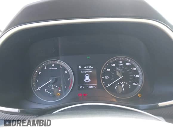 2019 Hyundai Tucson SE z VIN KM8J23A46KU004000, wystawiony jako IAAI lot #43616159 z przebiegiem 130 687 mil mil oraz . Historia ofert i sprzedaży dostępna na DreamBid. Obrazek 7.