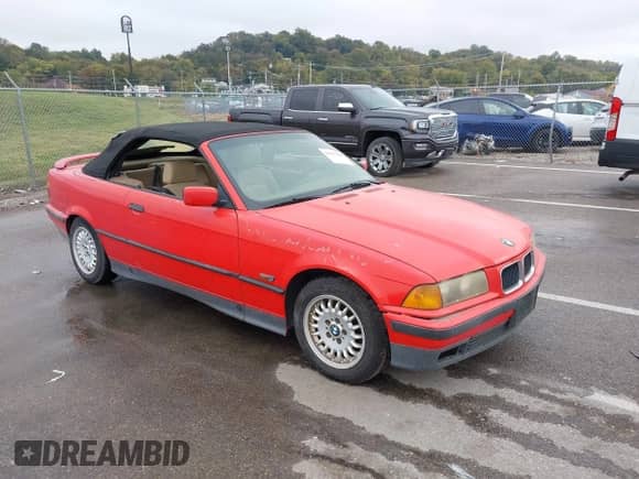 1994 BMW 3 Series 318i with VIN WBABK5329REC83494, listed as a IAAI auction lot 43553232 with 243,574 mi miles and . Bid and sale history available at DreamBid. Image 1.