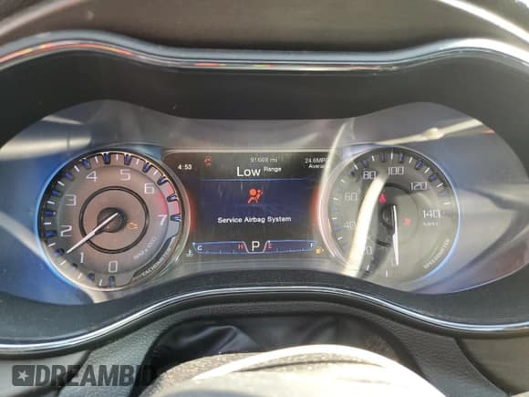 ✅ 2016 Chrysler 200 S • VIN: 1C3CCCBB4GN124732 • Lot: 70308235. Wystawiony na Copart z przebiegiem 91 669 mil. Bezpłatny archiwum sprzedaży aukcyjnych z USA i szczegółowy raport historii pojazdu na DreamBid. Zdjęcie 9.