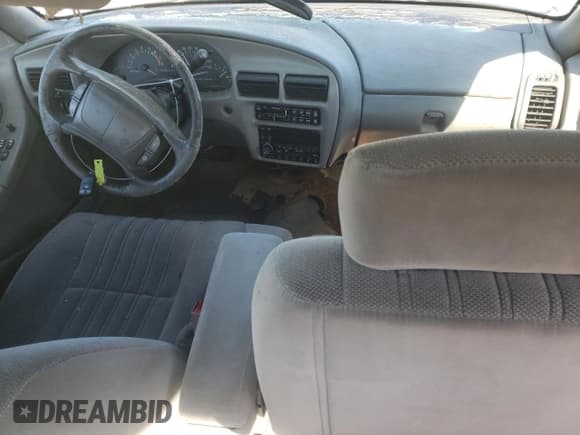 ✅ 1995 Buick Regal Custom • VIN: 2G4WB52LXS1456065 • Lot: 47444325. Wystawiony na Copart z przebiegiem 169 679 mil. Bezpłatny archiwum sprzedaży aukcyjnych z USA i szczegółowy raport historii pojazdu na DreamBid. Zdjęcie 8.