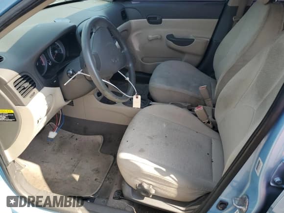 ✅ 2009 Hyundai Accent Auto GLS • VIN: KMHCN46C09U370955 • Лот: 58003685. Опубликован ранее на Copart с пробегом 145 200 миль. Бесплатный доступ к архиву аукционных продаж из США и подробный отчёт об истории автомобиля на DreamBid. Изображение 7.