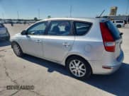 ✅ 2009 Hyundai Elantra Touring • VIN: KMHDC86E69U033158 • Lot: 82383955. Wystawiony na Copart z przebiegiem 97 775 mil. Bezpłatny archiwum sprzedaży aukcyjnych z USA i szczegółowy raport historii pojazdu na DreamBid. Zdjęcie 2.