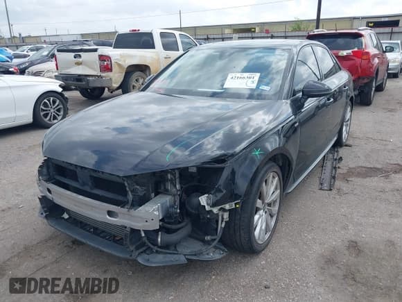 ✅ 2018 Audi A4 Premium • VIN: WAUKMAF41JN003049 • Lot: 42166301. Listed on IAAI with 102,637 mi. Free auction sales archive from the USA and detailed vehicle history report at DreamBid. Image 17.