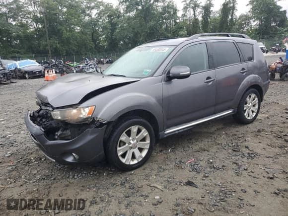 ✅ 2010 Mitsubishi Outlander SE • VIN: JA4AS3AW6AZ016603 • Лот: 69380045. Опубликован ранее на Copart с пробегом 87 508 миль. Бесплатный доступ к архиву аукционных продаж из США и подробный отчёт об истории автомобиля на DreamBid. Изображение 1.