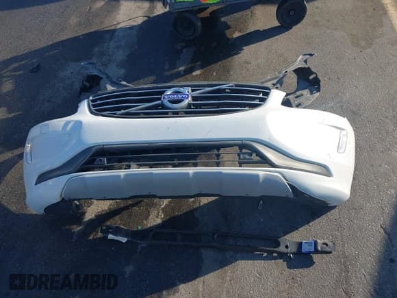 ✅ 2017 Volvo XC60 Inscription • VIN: YV440MDUXH2038967 • Лот: 43737642. Опубликован ранее на IAAI с пробегом 66 997 миль. Бесплатный доступ к архиву аукционных продаж из США и подробный отчёт об истории автомобиля на DreamBid. Изображение 12.