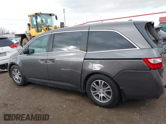 ✅ 2012 Honda Odyssey EX-L • VIN: 5FNRL5H61CB035527 • Lot: 43789118. Listed on IAAI with 163,426 mi. Free auction sales archive from the USA and detailed vehicle history report at DreamBid. Image 14.