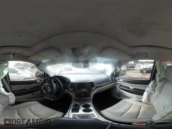 ✅ 2017 Jeep Grand Cherokee Summit • VIN: 1C4RJFJT0HC784304 • Lot: 43425586. Wystawiony na IAAI z przebiegiem 173 477 mil. Bezpłatny archiwum sprzedaży aukcyjnych z USA i szczegółowy raport historii pojazdu na DreamBid. Zdjęcie 18.