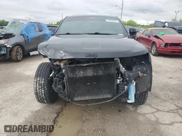 ✅ 2019 Jeep Grand Cherokee Altitude • VIN: 1C4RJFAG6KC819440 • Лот: 57659955. Опубликован ранее на Copart с пробегом 123 714 миль. Бесплатный доступ к архиву аукционных продаж из США и подробный отчёт об истории автомобиля на DreamBid. Изображение 5.