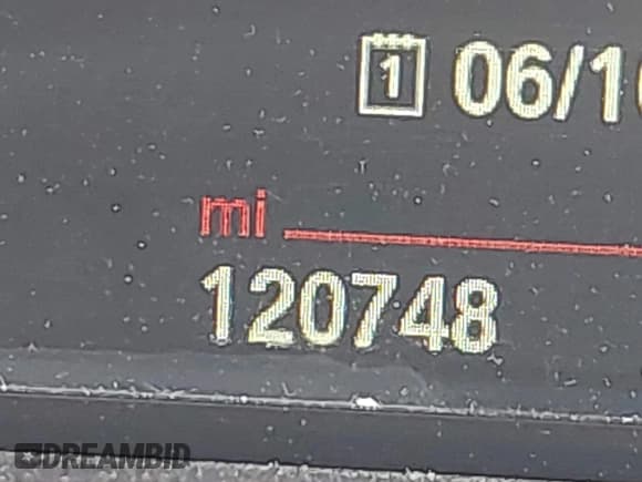 ✅ 2015 BMW 3 Series 328i xDrive • VIN: WBA3B5G5XFNS17926 • Lot: 42441569. Listed on IAAI with 120,748 mi. Free auction sales archive from the USA and detailed vehicle history report at DreamBid. Image 15.