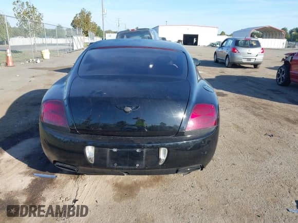 ✅ 2010 Bentley Continental GT • VIN: SCBCP7ZAXAC066426 • Lot: 43333931. Listed on IAAI with 69,839 mi. Free auction sales archive from the USA and detailed vehicle history report at DreamBid. Image 17.