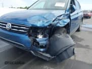 ✅ 2019 Volkswagen Tiguan S • VIN: 3VV1B7AX0KM101611 • Лот: 43372465. Опубликован ранее на IAAI с пробегом 63 802 миль. Бесплатный доступ к архиву аукционных продаж из США и подробный отчёт об истории автомобиля на DreamBid. Изображение 19.