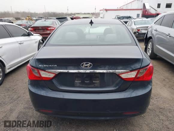 2012 Hyundai Sonata GLS with VIN 5NPEB4AC9CH349326, listed as a IAAI auction lot 41608536 with 119,827 mi miles and . Bid and sale history available at DreamBid. Image 16.