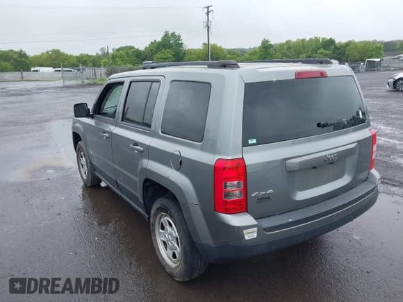 ✅ 2013 Jeep Patriot Sport • VIN: 1C4NJRBB2DD113890 • Lot: 42361594. Wystawiony na IAAI z przebiegiem 118 168 mil. Bezpłatny archiwum sprzedaży aukcyjnych z USA i szczegółowy raport historii pojazdu na DreamBid. Zdjęcie 3.