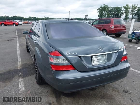 ✅ 2007 Mercedes-Benz S 550 • VIN: WDDNG86XX7A104266 • Lot: 42868256. Listed on IAAI with 129,877 mi. Free auction sales archive from the USA and detailed vehicle history report at DreamBid. Image 3.