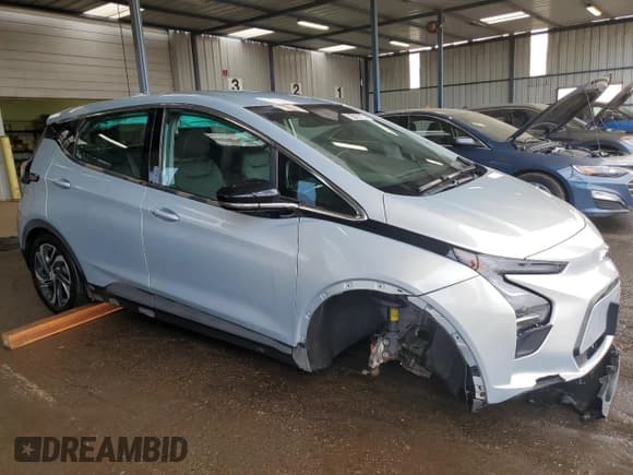 ✅ 2023 Chevrolet Bolt EV 2LT • VIN: 1G1FX6S07P4172656 • Lot: 85106864. Wystawiony na Copart z przebiegiem 35 786 mil. Bezpłatny archiwum sprzedaży aukcyjnych z USA i szczegółowy raport historii pojazdu na DreamBid. Zdjęcie 4.