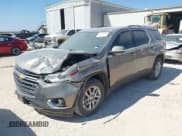 ✅ 2018 Chevrolet Traverse LT Cloth • VIN: 1GNERGKW7JJ206313 • Lot: 43463022. Wystawiony na IAAI z przebiegiem 242 688 mil. Bezpłatny archiwum sprzedaży aukcyjnych z USA i szczegółowy raport historii pojazdu na DreamBid. Zdjęcie 2.