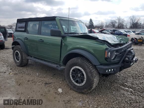 ✅ 2022 Ford Bronco • VIN: 1FMEE5DP0NLA81692 • Lot: 46881445. Wystawiony na Copart z przebiegiem 28 843 mil. Bezpłatny archiwum sprzedaży aukcyjnych z USA i szczegółowy raport historii pojazdu na DreamBid. Zdjęcie 4.