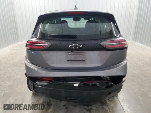 ✅ 2022 Chevrolet Bolt EV 1LT • VIN: 1G1FW6S00N4126795 • Lot: 74658244. Wystawiony na Copart z przebiegiem 71 205 mil. Bezpłatny archiwum sprzedaży aukcyjnych z USA i szczegółowy raport historii pojazdu na DreamBid. Zdjęcie 6.
