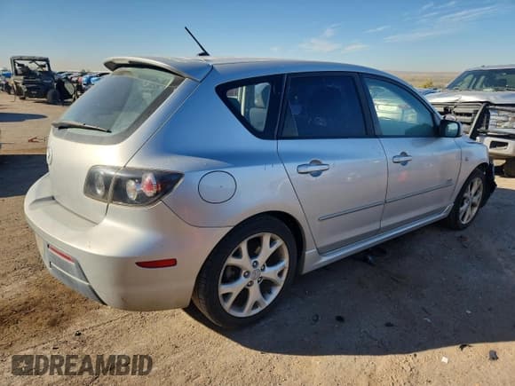 ✅ 2008 Mazda 3 S Sport • VIN: JM1BK343581113361 • Лот: 91435955. Опубликован ранее на Copart с пробегом 205 468 миль. Бесплатный доступ к архиву аукционных продаж из США и подробный отчёт об истории автомобиля на DreamBid. Изображение 3.