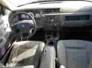 2008 Dodge Dakota ST z VIN 1D7HW28K38S511212, wystawiony jako Copart lot #77956004 z przebiegiem 195 316 mil mil oraz Szkoda całkowita • Salvage title. Historia ofert i sprzedaży dostępna na DreamBid. Obrazek 8.