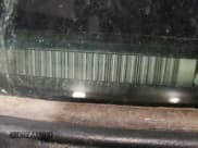 ✅ 2002 Chevrolet Suburban LT • VIN: 3GNFK16Z52G187175 • Лот: 49988484. Опубликован ранее на Copart с пробегом 310 662 миль. Бесплатный доступ к архиву аукционных продаж из США и подробный отчёт об истории автомобиля на DreamBid. Изображение 13.