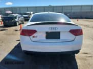 ✅ 2015 Audi S5 Premium Plus • VIN: WAUCGAFR4FA031501 • Lot: 80713165. Wystawiony na Copart z przebiegiem 114 299 mil. Bezpłatny archiwum sprzedaży aukcyjnych z USA i szczegółowy raport historii pojazdu na DreamBid. Zdjęcie 6.