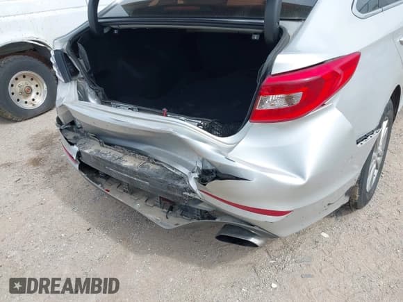✅ 2017 Hyundai Sonata SE • VIN: 5NPE24AF9HH588828 • Лот: 42630178. Опубликован ранее на IAAI с пробегом 100 116 миль. Бесплатный доступ к архиву аукционных продаж из США и подробный отчёт об истории автомобиля на DreamBid. Изображение 17.