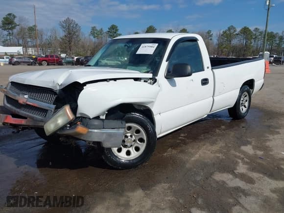 ✅ 2005 Chevrolet Silverado 1500 Work Truck • VIN: 1GCEC14X95Z204177 • Лот: 41875984. Опубликован ранее на IAAI с пробегом 183 788 миль. Бесплатный доступ к архиву аукционных продаж из США и подробный отчёт об истории автомобиля на DreamBid. Изображение 17.