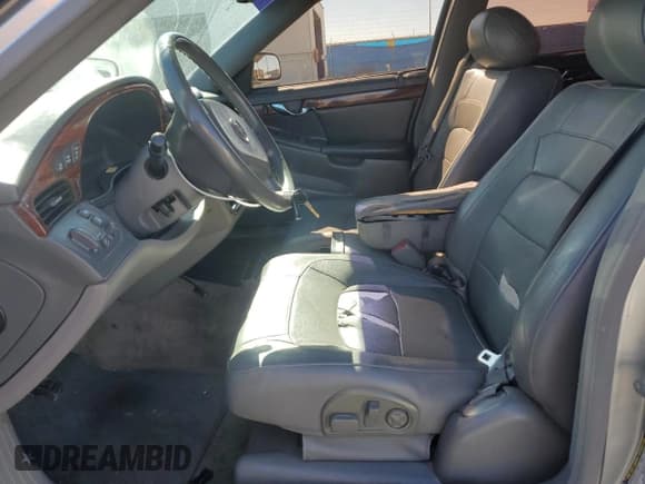 ✅ 2004 Cadillac DeVille • VIN: 1G6KD54Y94U233077 • Лот: 89729785. Опубликован ранее на Copart с пробегом 241 584 миль. Бесплатный доступ к архиву аукционных продаж из США и подробный отчёт об истории автомобиля на DreamBid. Изображение 7.