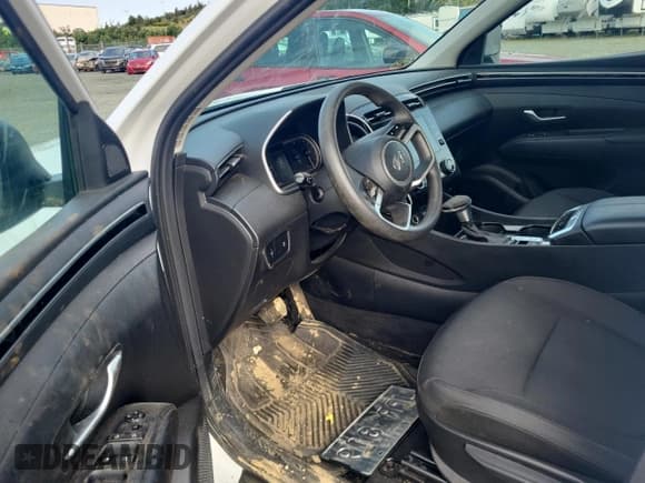 ✅ 2023 Hyundai Tucson SEL • VIN: KM8JB3AE0PU241680 • Lot: 69375294. Wystawiony na Copart z przebiegiem 24 064 mil. Bezpłatny archiwum sprzedaży aukcyjnych z USA i szczegółowy raport historii pojazdu na DreamBid. Zdjęcie 7.