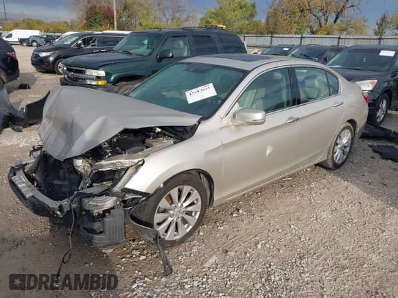 ✅ 2015 Honda Accord EX-L • VIN: 1HGCR3F80FA016057 • Lot: 43597632. Listed on IAAI with 89,026 mi. Free auction sales archive from the USA and detailed vehicle history report at DreamBid. Image 2.