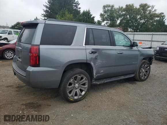 ✅ 2019 Chevrolet Tahoe LT • VIN: 1GNSKBKCXKR280974 • Lot: 80006755. Wystawiony na Copart z przebiegiem 109 233 mil. Bezpłatny archiwum sprzedaży aukcyjnych z USA i szczegółowy raport historii pojazdu na DreamBid. Zdjęcie 3.