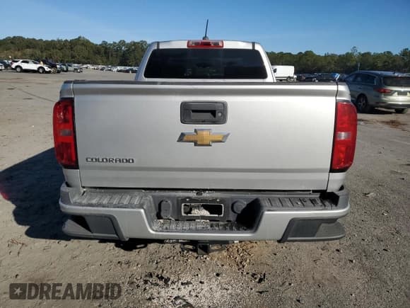 ✅ 2017 Chevrolet Colorado 2WD WT • VIN: 1GCHSBEA7H1281407 • Lot: 91511885. Wystawiony na Copart z przebiegiem 84 637 mil. Bezpłatny archiwum sprzedaży aukcyjnych z USA i szczegółowy raport historii pojazdu na DreamBid. Zdjęcie 6.