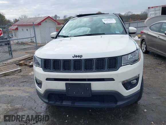 2021 Jeep Compass Latitude with VIN 3C4NJDBB6MT557755, listed as a IAAI auction lot 40976028 with 24,972 mi miles and . Bid and sale history available at DreamBid. Image 12.