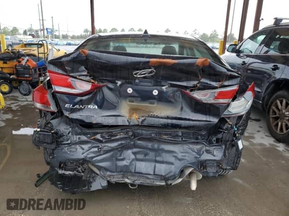 2018 Hyundai Elantra SEL z VIN 5NPD84LF9JH303459, wystawiony jako Copart lot #80284335 z przebiegiem 117 393 mil mil oraz Szkoda całkowita • Salvage title. Historia ofert i sprzedaży dostępna na DreamBid. Obrazek 6.