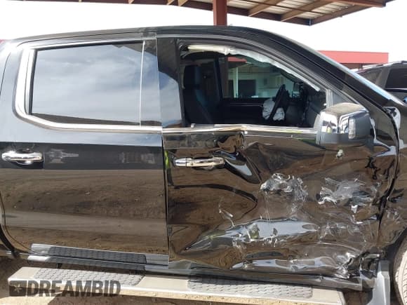 ✅ 2024 Chevrolet Silverado 1500 LTZ • VIN: 3GCUDGED8RG213989 • Лот: 41552058. Опубликован ранее на IAAI с пробегом 7 317 миль. Бесплатный доступ к архиву аукционных продаж из США и подробный отчёт об истории автомобиля на DreamBid. Изображение 13.