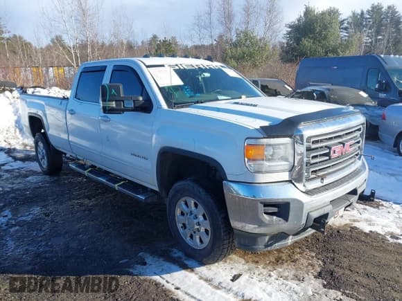✅ 2015 GMC Sierra 2500HD • VIN: 1GT11YE84FF636313 • Lot: 41430540. Listed on IAAI with 181,720 mi. Free auction sales archive from the USA and detailed vehicle history report at DreamBid. Image 1.