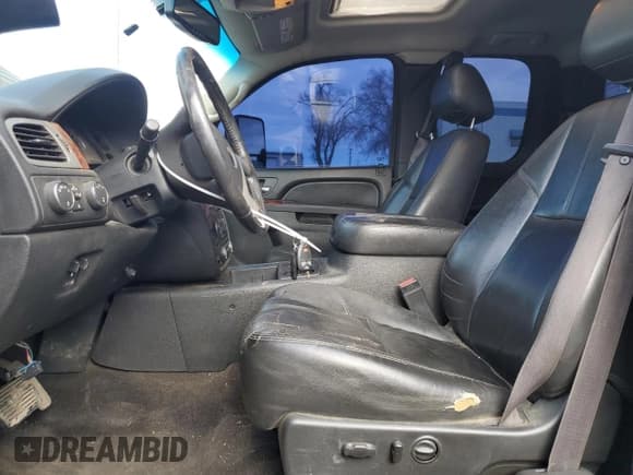 ✅ 2011 Chevrolet Silverado 2500HD LTZ • VIN: 1GC2KYC80BZ298910 • Lot: 45534755. Listed on Copart with 179,293 mi. Free auction sales archive from the USA and detailed vehicle history report at DreamBid. Image 7.