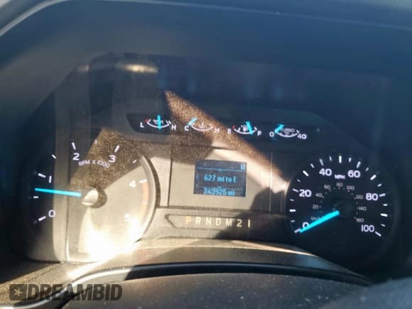 ✅ 2019 Ford F-250 XL • VIN: 1FT7W2BT5KED13695 • Lot: 91598345. Listed on Copart with 243,925 mi. Free auction sales archive from the USA and detailed vehicle history report at DreamBid. Image 9.