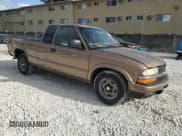 ✅ 2002 Chevrolet S-10 LS • VIN: 1GCCS19W428207631 • Лот: 51095925. Опубликован ранее на Copart с пробегом 232 595 миль. Бесплатный доступ к архиву аукционных продаж из США и подробный отчёт об истории автомобиля на DreamBid. Изображение 4.