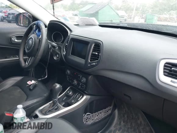 ✅ 2021 Jeep Compass Altitude • VIN: 3C4NJDBB2MT537955 • Lot: 42301024. Listed on IAAI with 62,993 mi. Free auction sales archive from the USA and detailed vehicle history report at DreamBid. Image 5.