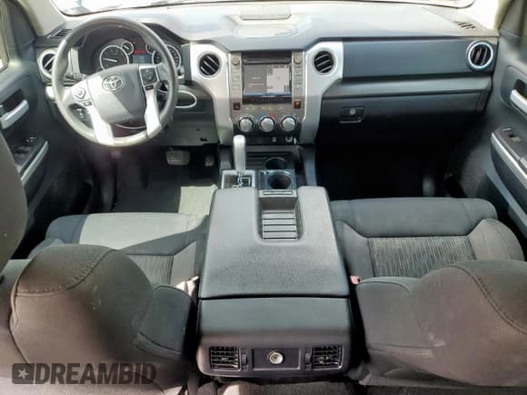 ✅ 2016 Toyota Tundra SR5 • VIN: 5TFEM5F1XGX097071 • Лот: 84192905. Опубликован ранее на Copart с пробегом 128 378 миль. Бесплатный доступ к архиву аукционных продаж из США и подробный отчёт об истории автомобиля на DreamBid. Изображение 8.