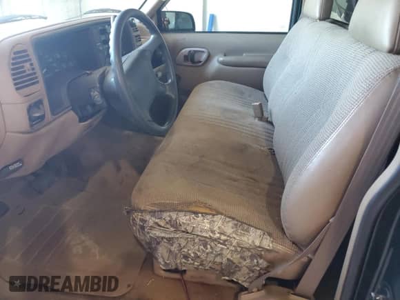 ✅ 1995 GMC Sierra 1500 • VIN: 1GTEC14H5SZ526271 • Лот: 84008495. Размещён на Copart с пробегом 177 198 миль миль. Получите бесплатный доступ к архиву аукционных продаж из США и посмотрите подробный отчёт об истории автомобиля на DreamBid. Изображение 7.