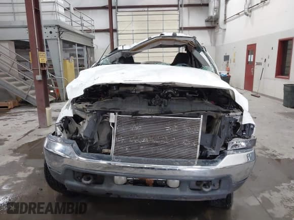 ✅ 2002 Ford F-350 XL • VIN: 1FTSW31F42EA44133 • Lot: 43726558. Listed on IAAI with 317,044 mi. Free auction sales archive from the USA and detailed vehicle history report at DreamBid. Image 11.