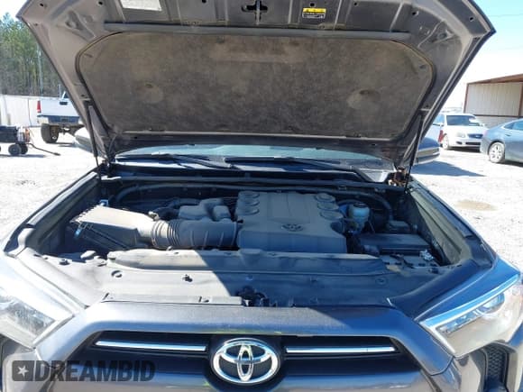 ✅ 2022 Toyota 4Runner SR5 Premium • VIN: JTEFU5JR2N5269812 • Lot: 41674763. Listed on IAAI with 52,988 mi. Free auction sales archive from the USA and detailed vehicle history report at DreamBid. Image 10.