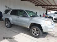 ✅ 2004 Toyota 4Runner SR5 • VIN: JTEBU14R848017899 • Lot: 42841540. Wystawiony na IAAI z przebiegiem 267 358 mil. Bezpłatny archiwum sprzedaży aukcyjnych z USA i szczegółowy raport historii pojazdu na DreamBid. Zdjęcie 1.