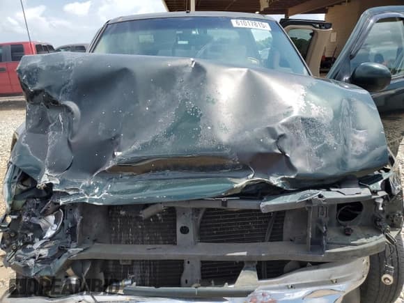 ✅ 2001 Ford F-150 XL • VIN: 2FTRX07W51CA44468 • Лот: 61017815. Опубликован ранее на Copart с пробегом Не указан. Бесплатный доступ к архиву аукционных продаж из США и подробный отчёт об истории автомобиля на DreamBid. Изображение 11.